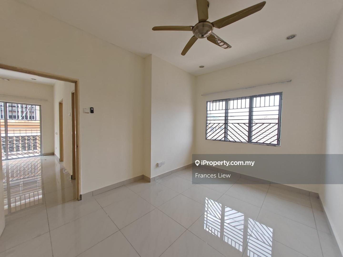 Rumah Berkembar untuk Dijual di Taman Puncak Jalil, Seri Kembangan oleh Frances Liew - iProperty.com.my