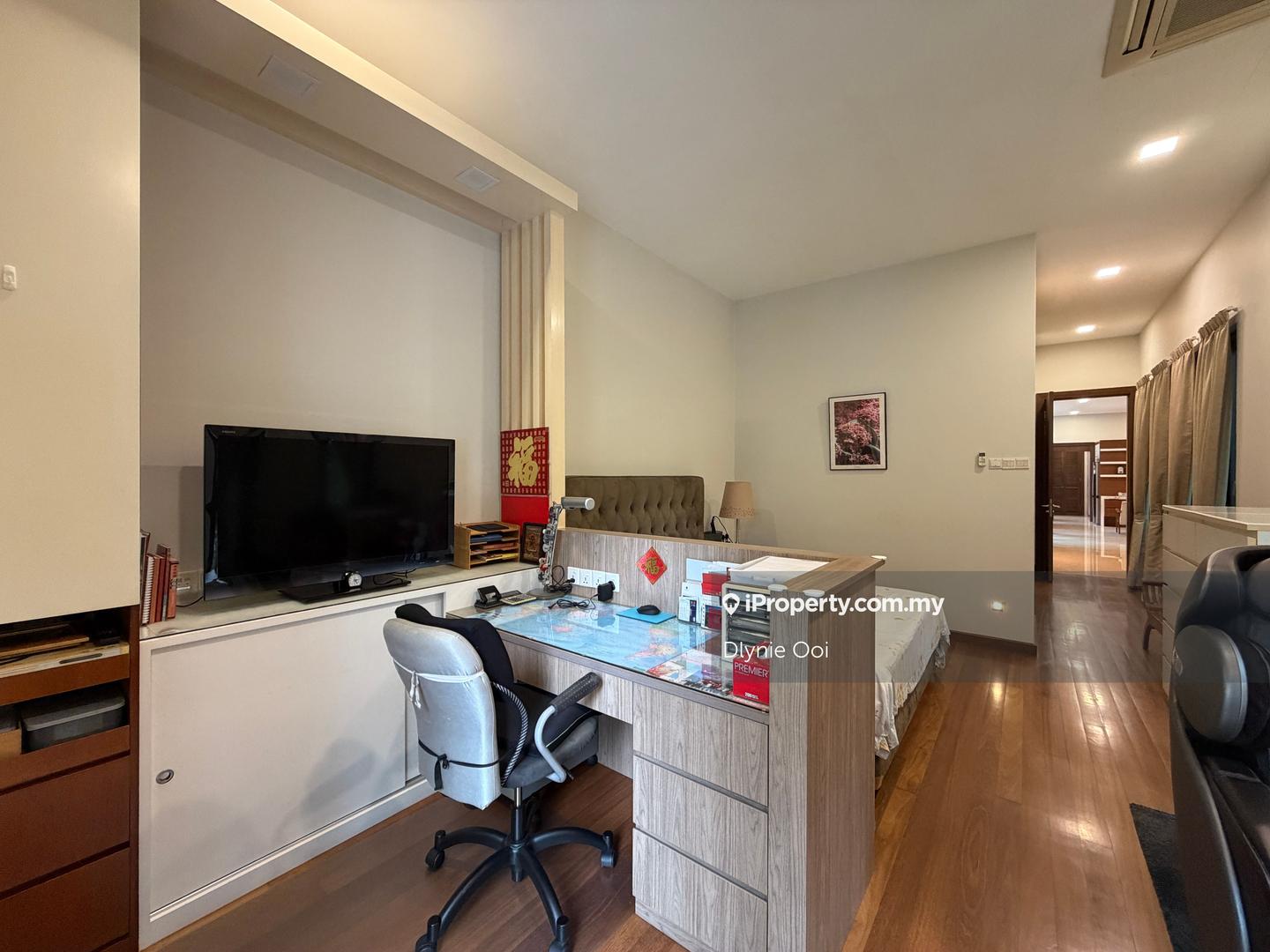 Bungalow House for Sale in Bukit Gita Bayu, Seri Kembangan by Dlynie Ooi - iProperty.com.my