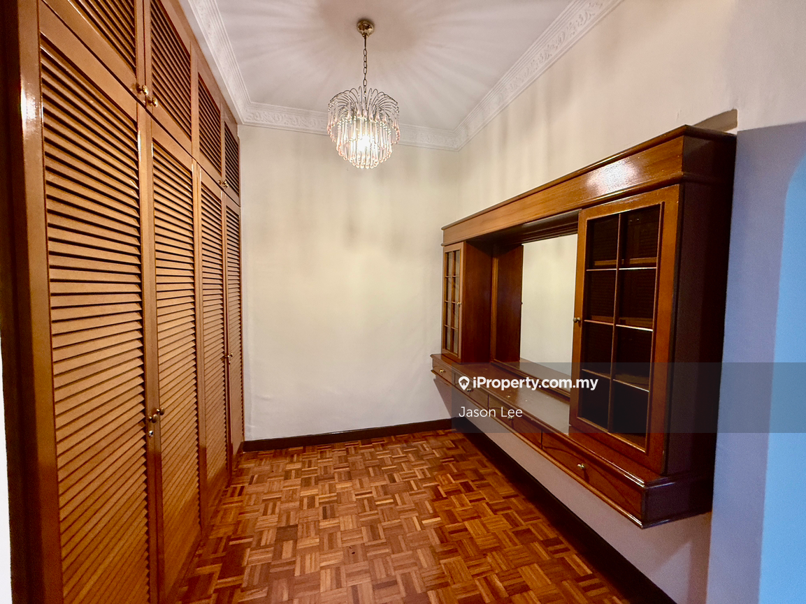 Bungalow House for Sale in Taman Bangsar, Bangsar by Jason Lee - iProperty.com.my