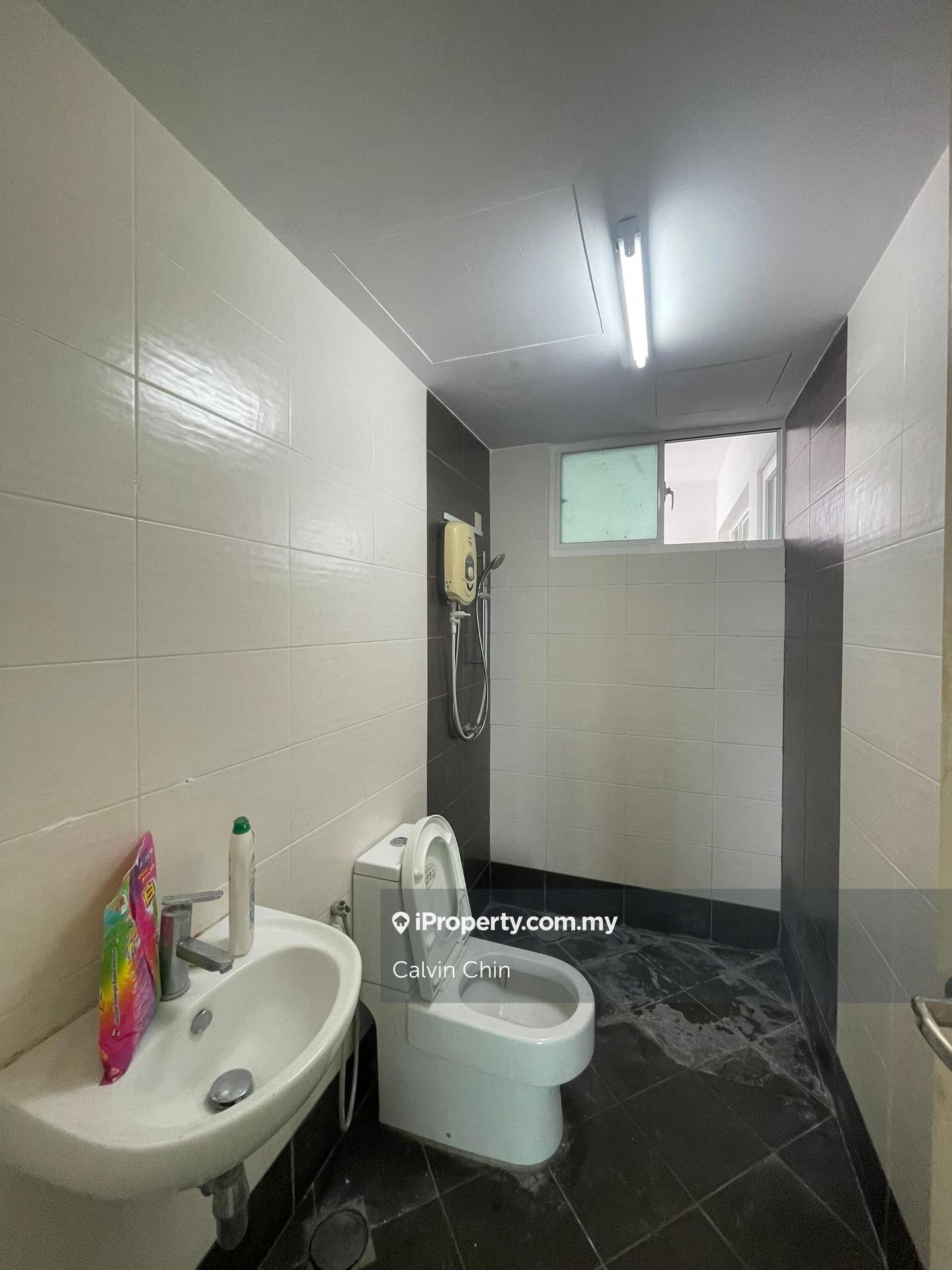 Service Residence for Sale in Saville @ Melawati by Calvin Chin - iProperty.com.my
