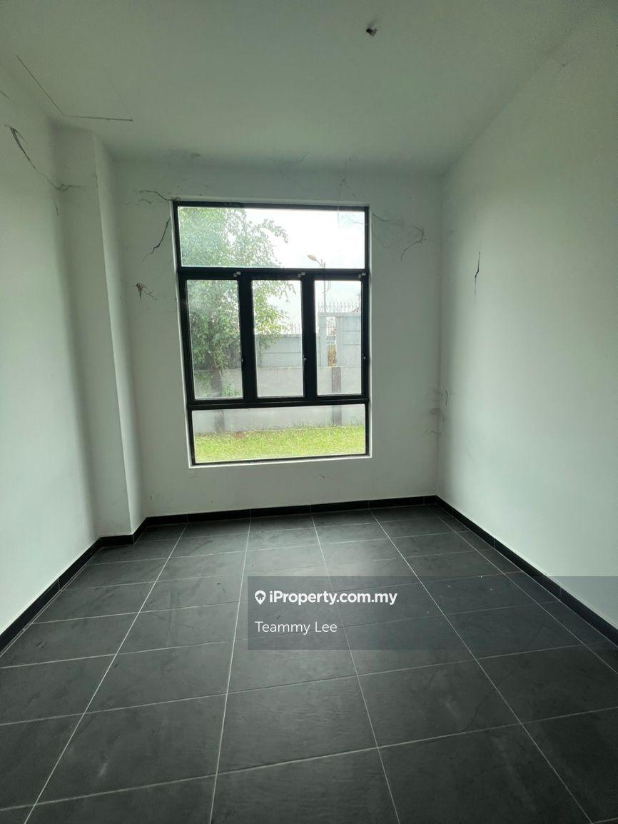 Banglo untuk Dijual di Bukit Sungai Long, Bandar Sungai Long oleh Teammy Lee - iProperty.com.my