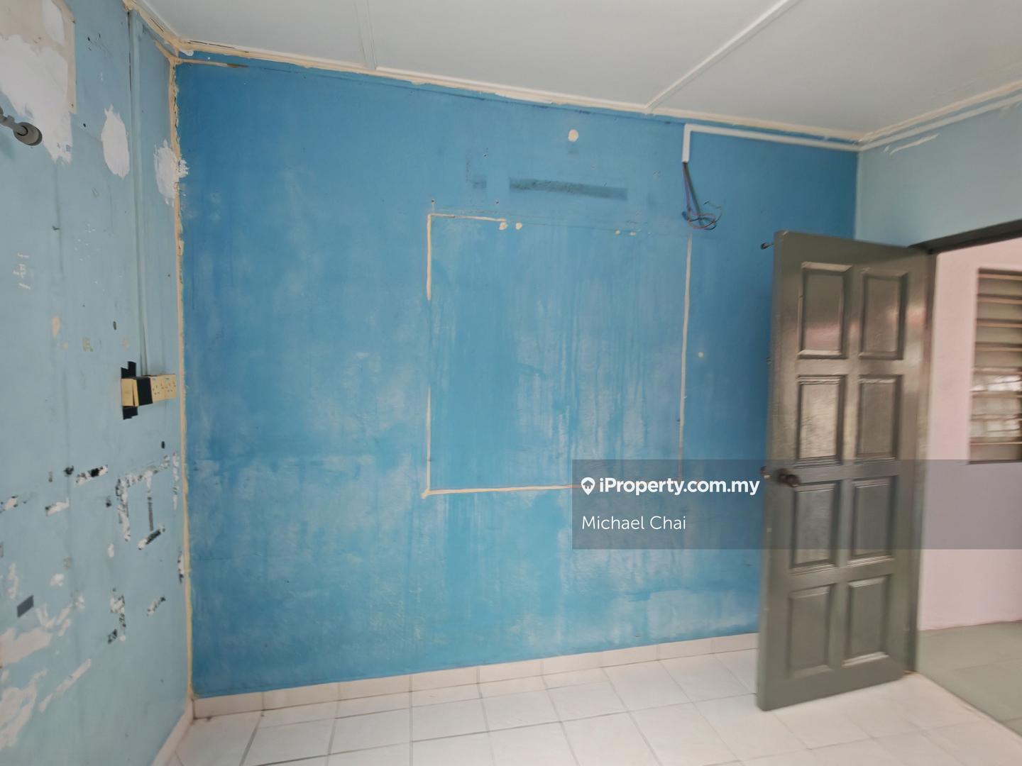 Bungalow House for Sale in Batu 14, Puchong by Michael Chai - iProperty.com.my