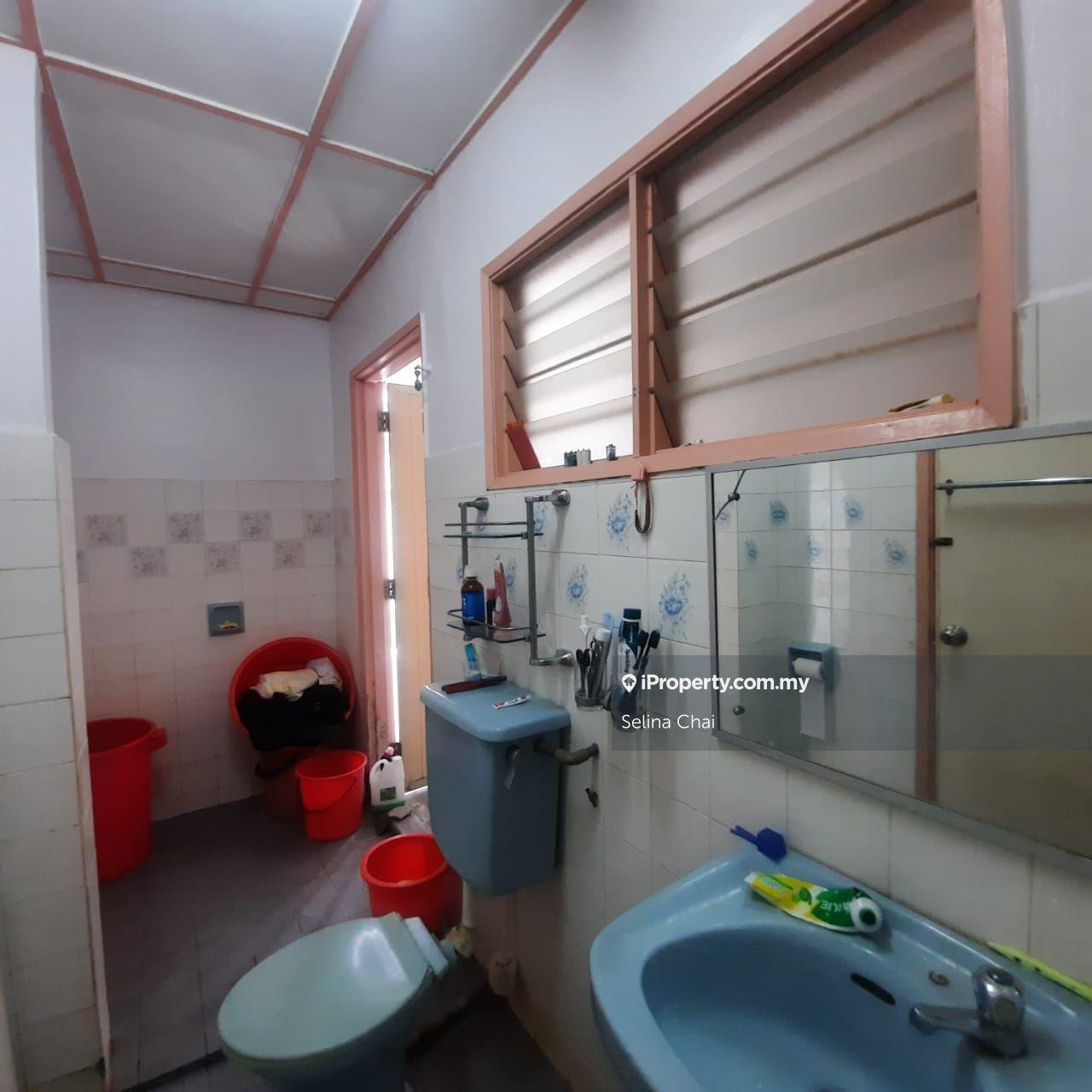 Rumah Berangkai 2 Tingkat untuk Dijual di Usj 13, Subang Jaya oleh Selina Chai - iProperty.com.my