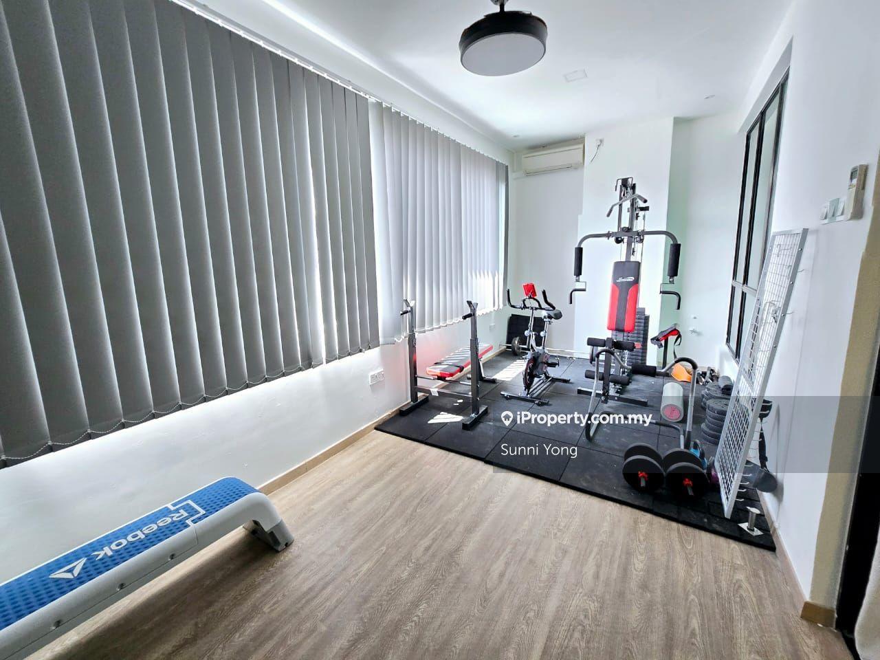 Rumah Berangkai 3 Tingkat untuk Dijual di Kinrara Residence, Puchong oleh Sunni Yong - iProperty.com.my