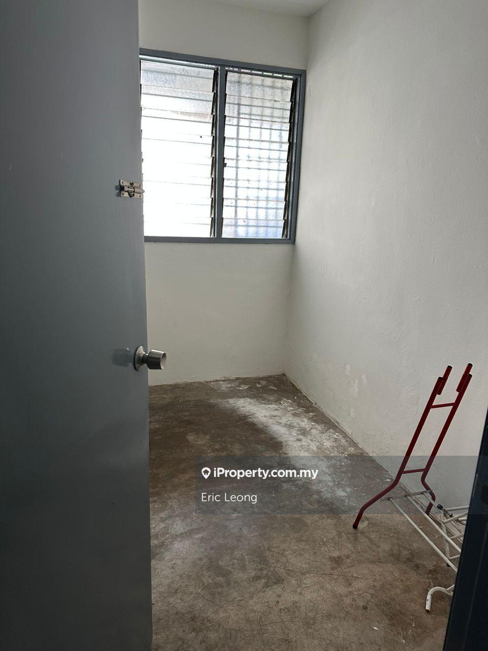 Apartment for Sale in Pangsapuri Seri Gembira by Eric Leong - iProperty.com.my