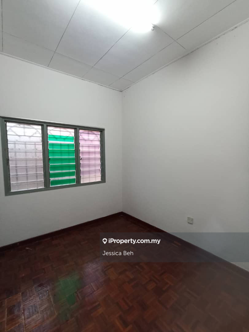 Rumah Berangkai 2 Tingkat untuk Dijual di m43ll, Subang Jaya oleh Jessica Beh - iProperty.com.my