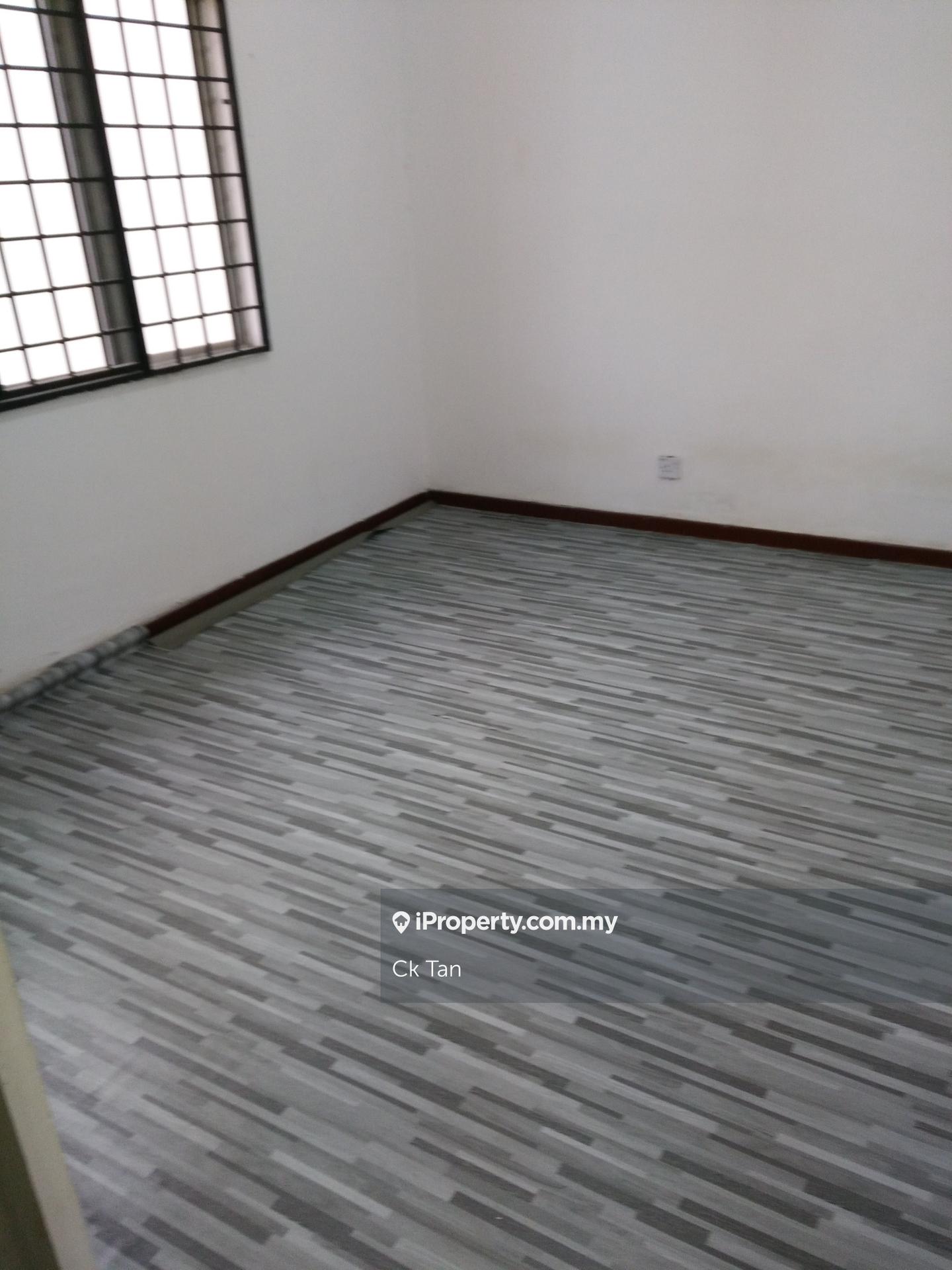 Apartment for Rent in Pangsapuri Lagoon Perdana by Ck Tan - iProperty.com.my