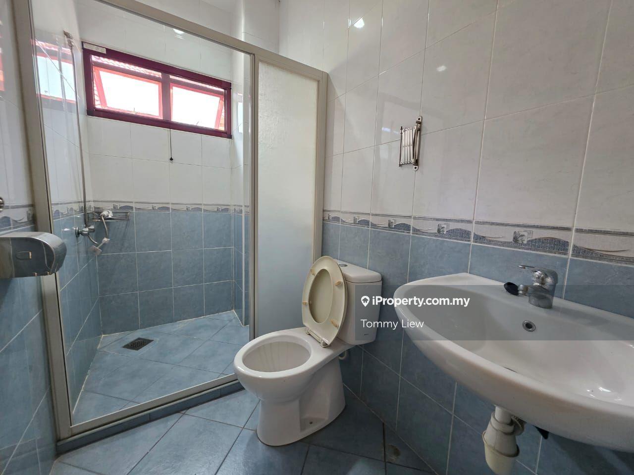 Semi-Detached House for Sale in Aman Suria, Petaling Jaya by Tommy Liew - iProperty.com.my