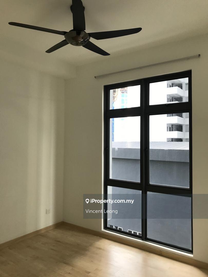 Condominium for Sale in The Henge by Vincent Leong - iProperty.com.my