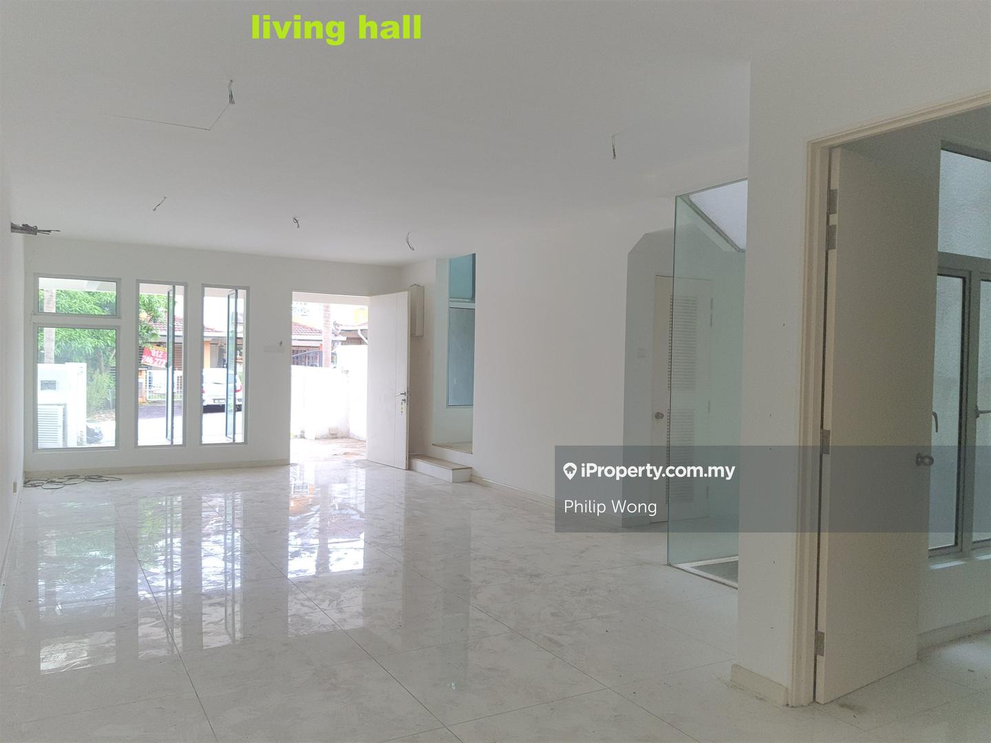 Rumah Berangkai 2 Tingkat untuk Dijual di Taman Lestari Putra, Seri Kembangan oleh Philip Wong - iProperty.com.my