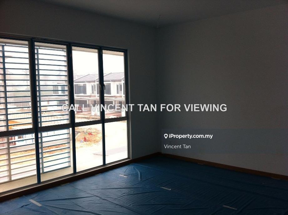 Rumah Berangkai 2 Tingkat untuk Dijual di ELMINA GARINIA CRESSIDA East Garden West Valley, Shah Alam oleh Vincent Tan - iProperty.com.my