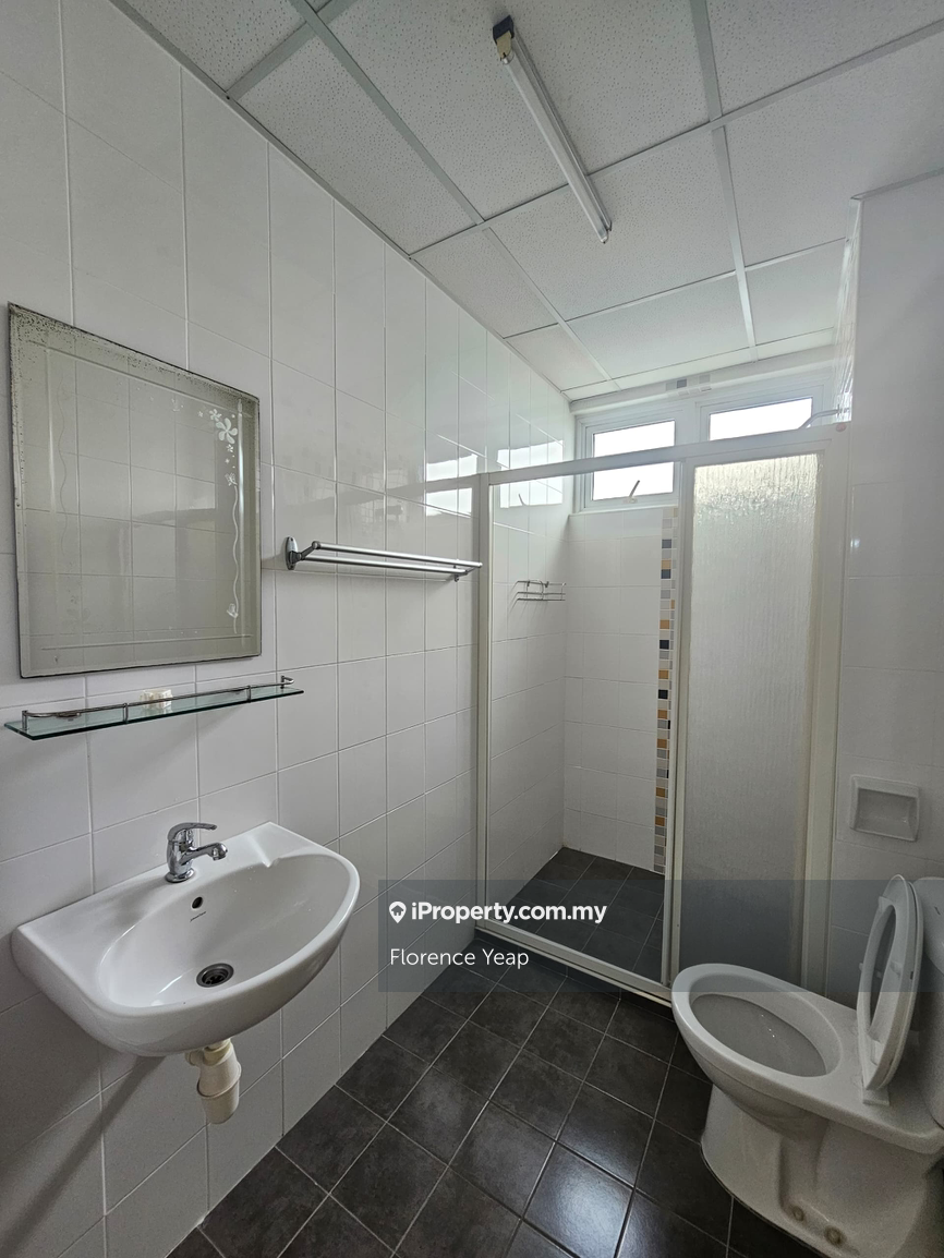 Condominium for Sale in Bayswater Resort Condominium by Florence Yeap - iProperty.com.my