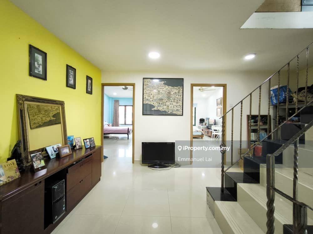 Semi-Detached House for Sale in TTDI End Lot House With 9 Feet Extra Land, Taman Tun Dr Ismail by Emmanuel Lai - iProperty.com.my