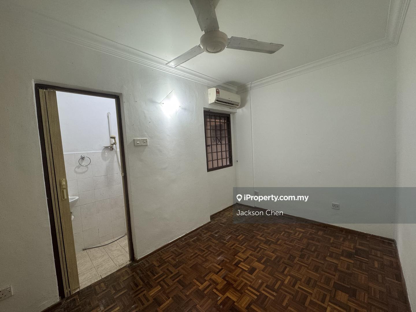 Pangsapuri untuk Dijual di saujana apartment oleh Jackson Chen - iProperty.com.my