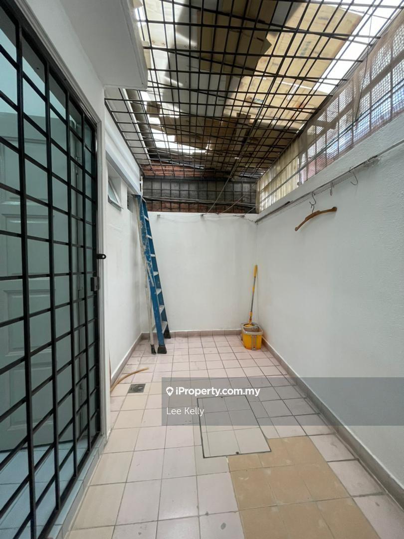 2-storey Terraced House for Sale in SS 3, Taman Universiti, Petaling Jaya by Lee Kelly - iProperty.com.my