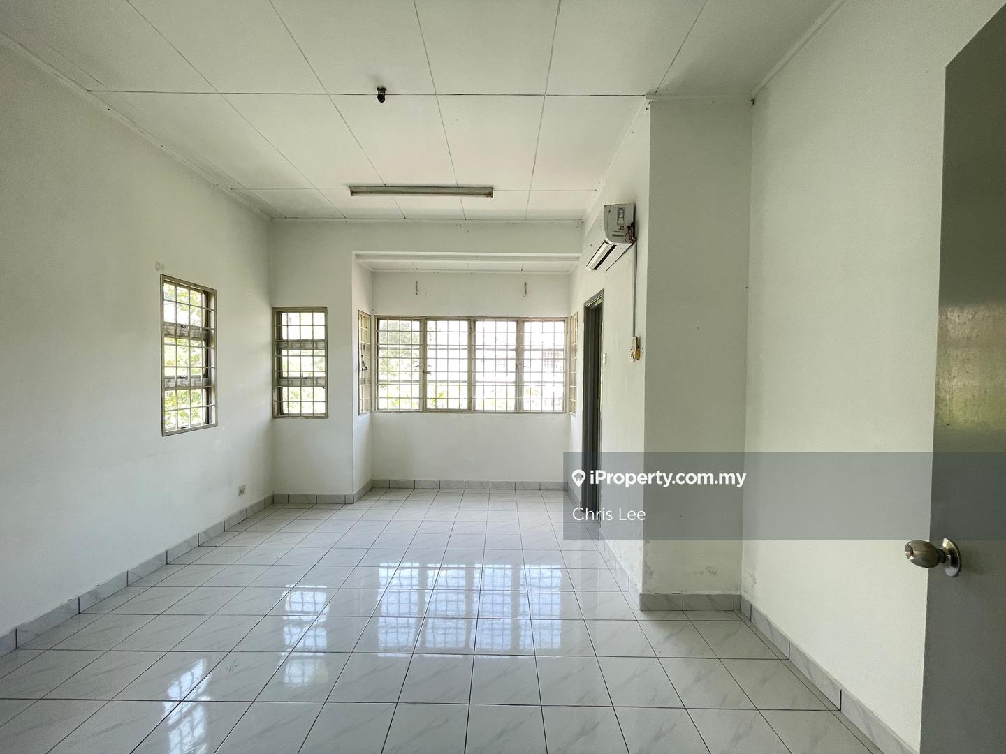 Rumah Berangkai 2 Tingkat untuk Dijual di Taman Putra Prima, Puchong oleh Chris Lee - iProperty.com.my