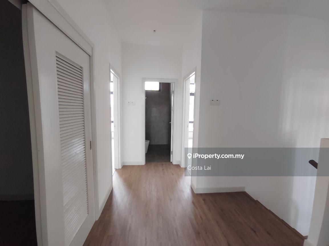 Townhouse for Sale in Kuching, Sarawak by Costa Lai - iProperty.com.my