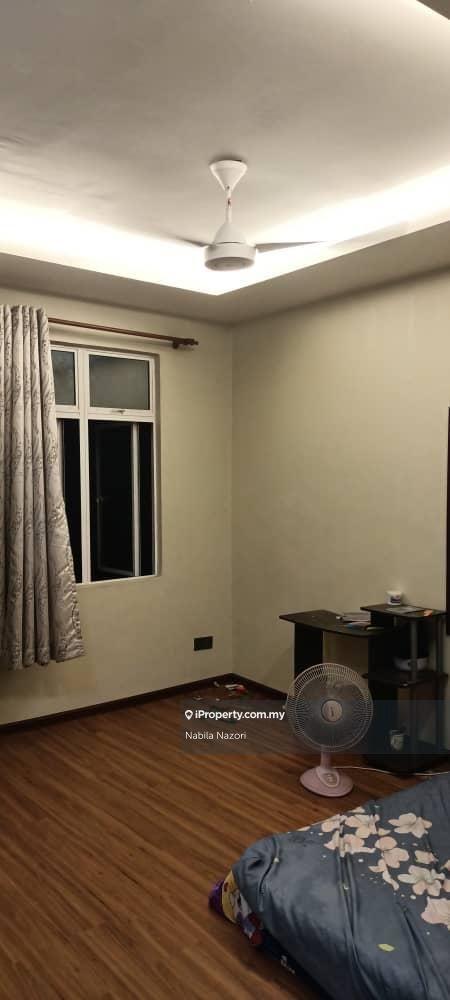 Rumah Berangkai 1.5 Tingkat untuk Dijual di Kok Lanas, Kota Bharu oleh Nabila Nazori - iProperty.com.my