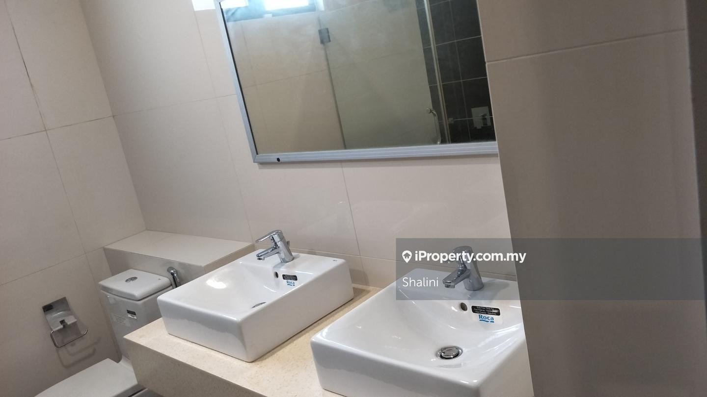 Rumah Berkembar untuk Dijual di Saujana Impian, Kajang oleh Shalini - iProperty.com.my