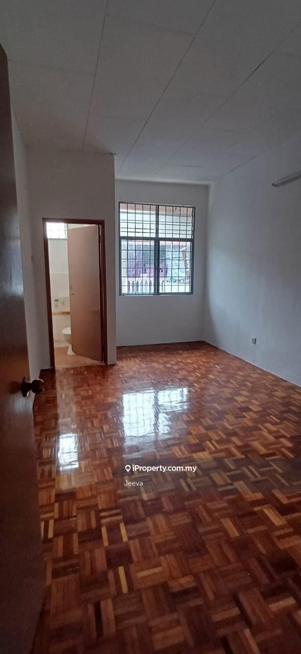 Banglo untuk Dijual di Seremban, Negeri Sembilan oleh Jeeva - iProperty.com.my