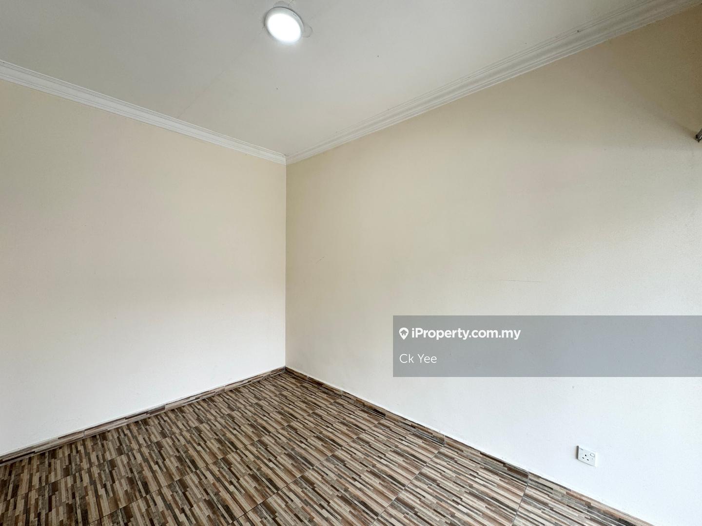 3-storey Terraced House for Sale in Taman Esplanad, Bukit Jalil by Ck Yee - iProperty.com.my