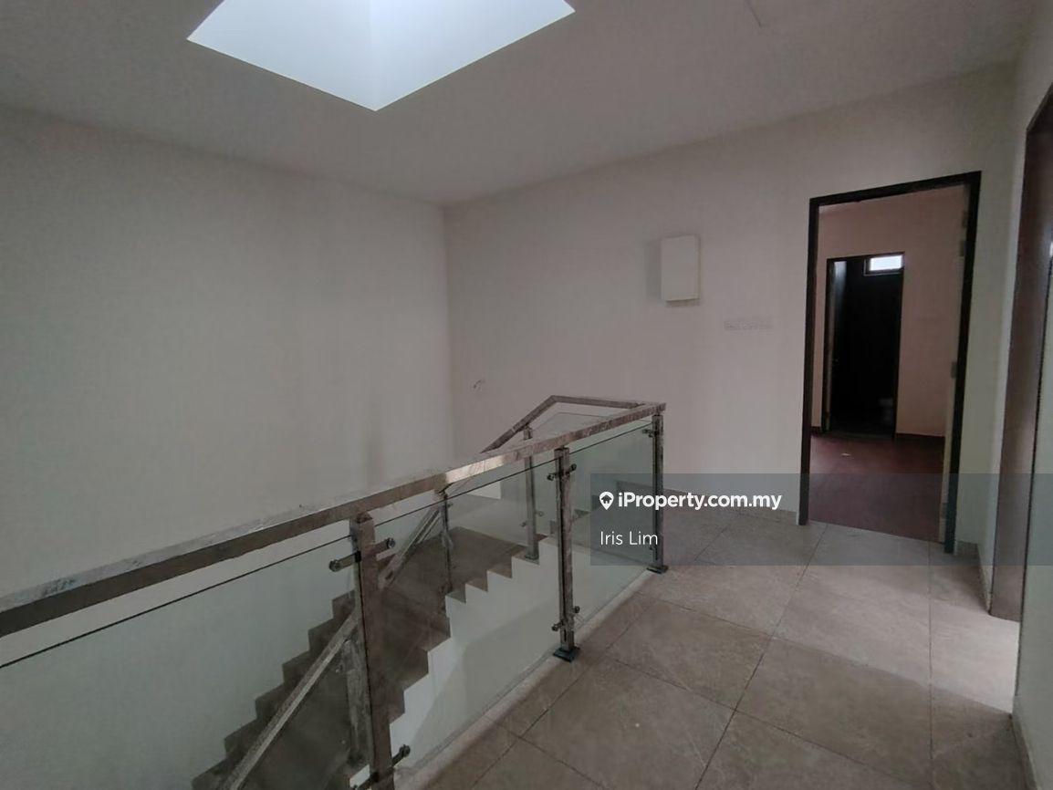 Rumah Berkembar untuk Dijual di Taman Nusa Sentral, Iskandar Puteri (Nusajaya) oleh Iris Lim - iProperty.com.my