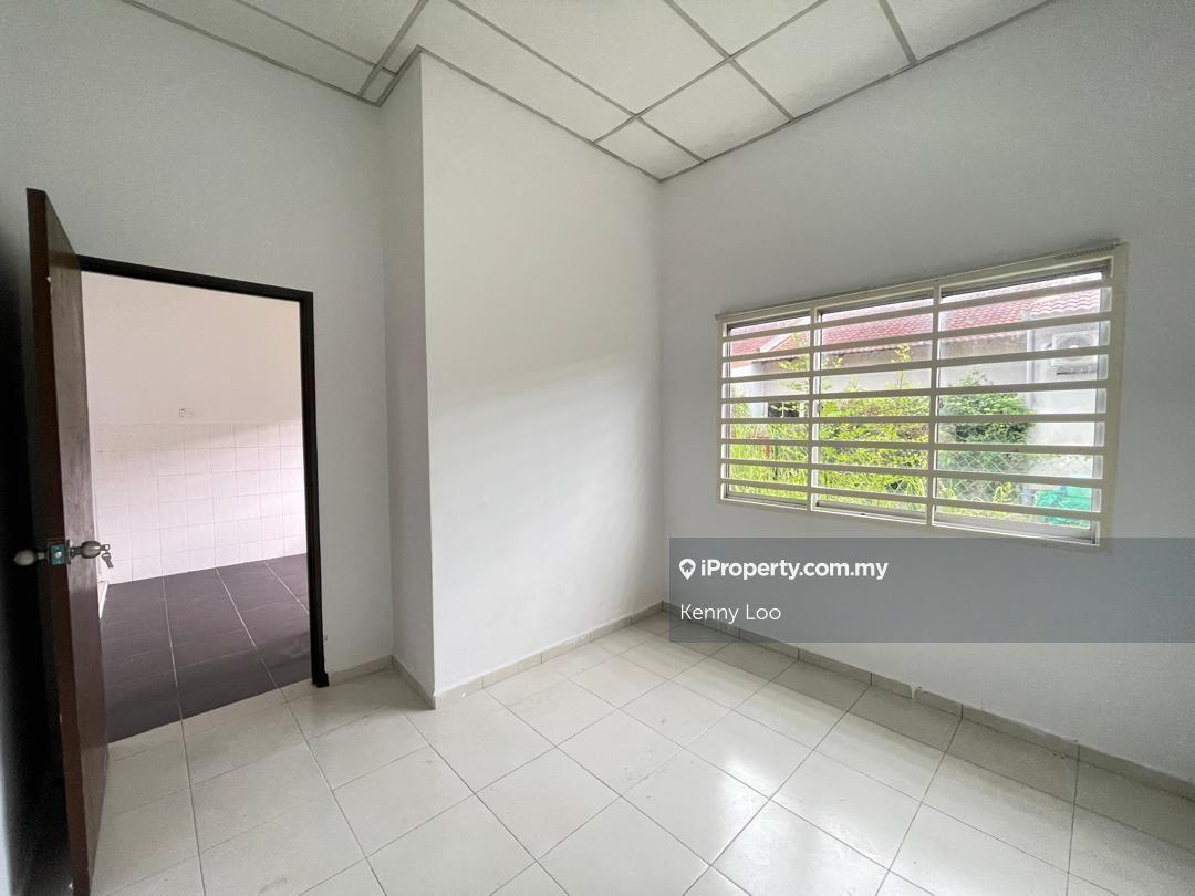 1-storey Terraced House for Sale in Kampung Permatang Badak, Kuantan by Kenny Loo - iProperty.com.my