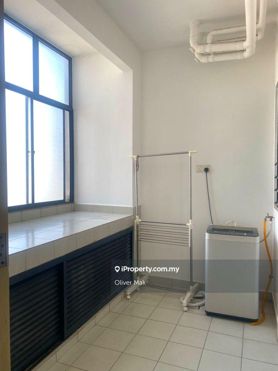 Kondominium untuk Dijual di KM1 West oleh Oliver Mak - iProperty.com.my