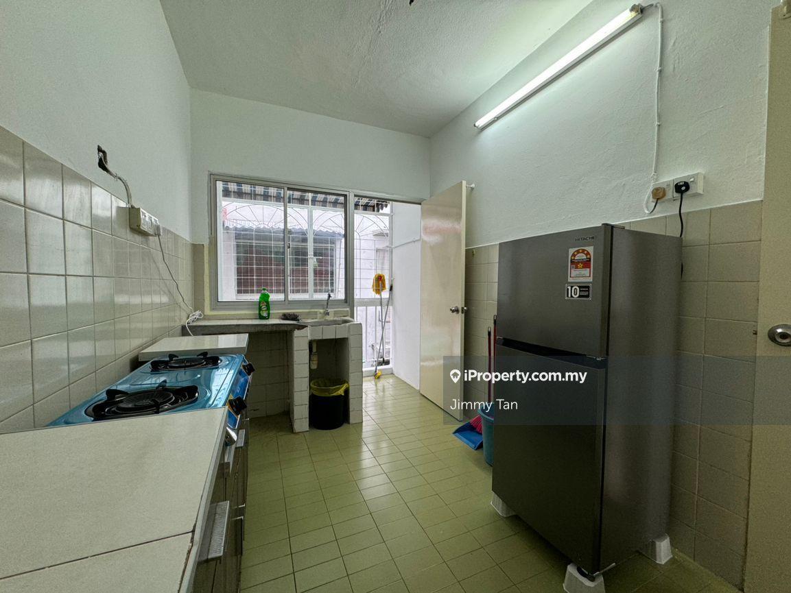 Apartment for Sale in Lily & Rose by Jimmy Tan - iProperty.com.my