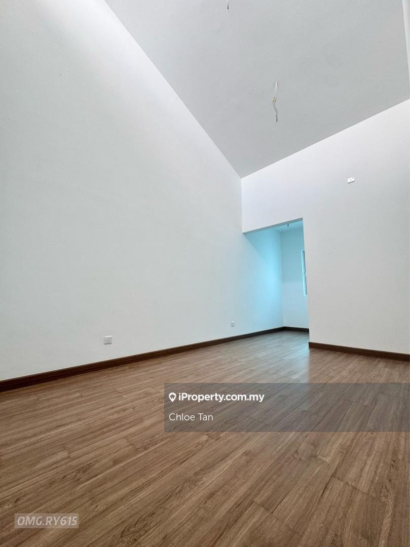 Rumah Berangkai 1.5 Tingkat untuk Dijual di Kota Bayuemas, Klang oleh Chloe Tan - iProperty.com.my