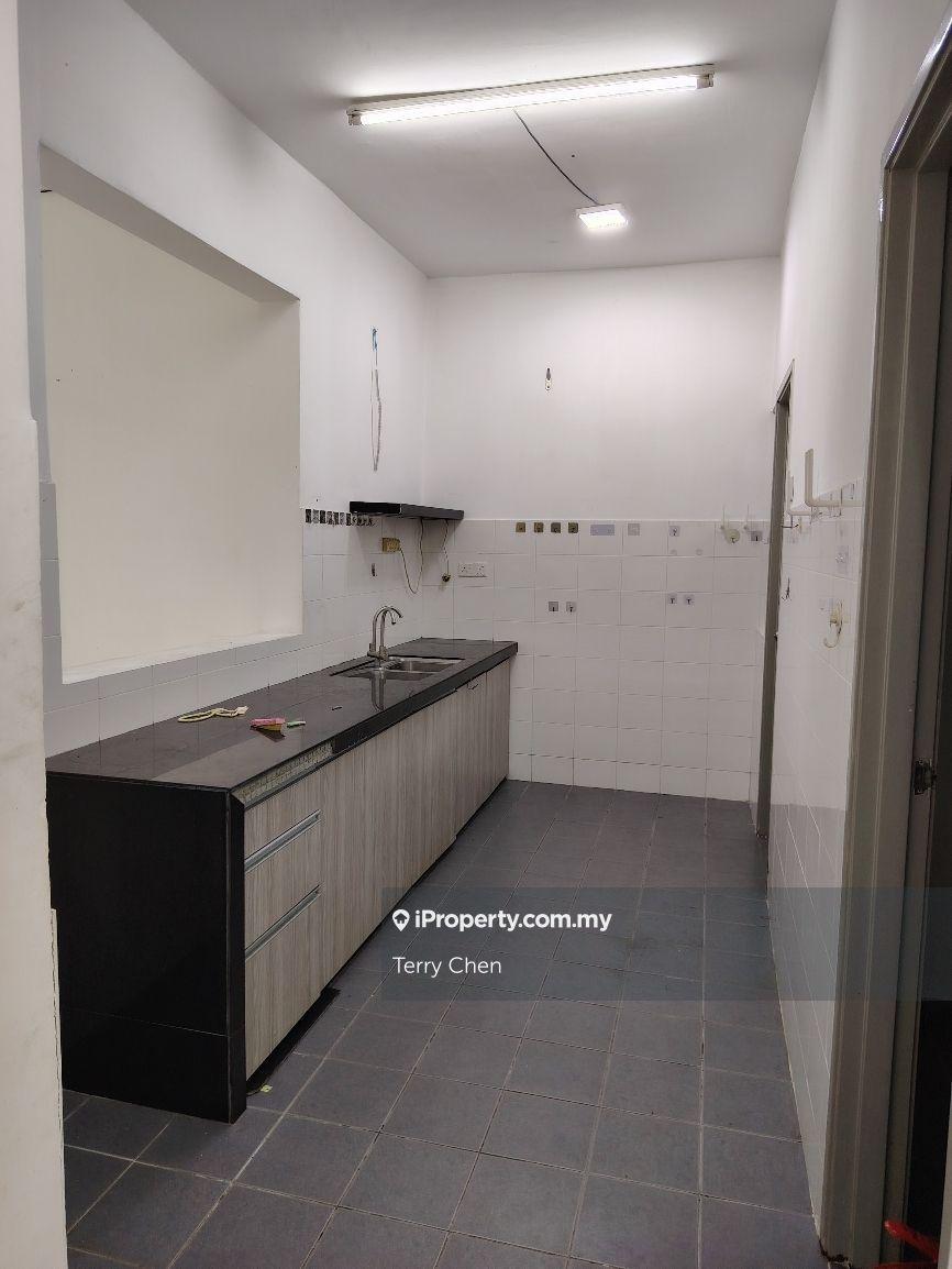 Condominium for Sale in Aman Heights Condominium by Terry Chen - iProperty.com.my