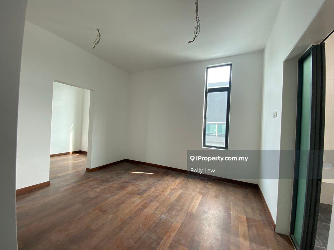 Bungalow House for Sale in Wira Mutiara Sungai Long, Bandar Sungai Long by Polly Lew - iProperty.com.my