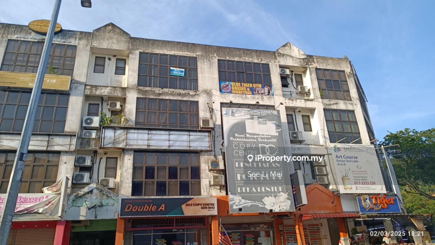 Pejabat untuk Disewa di Pusat Bandar Sri Gombak, Batu Caves oleh See Li Mei - iProperty.com.my