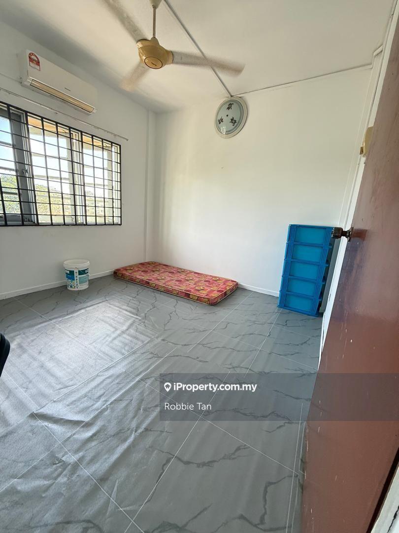 Apartment for Sale in Lily & Jasmine Apartment by Robbie Tan - iProperty.com.my