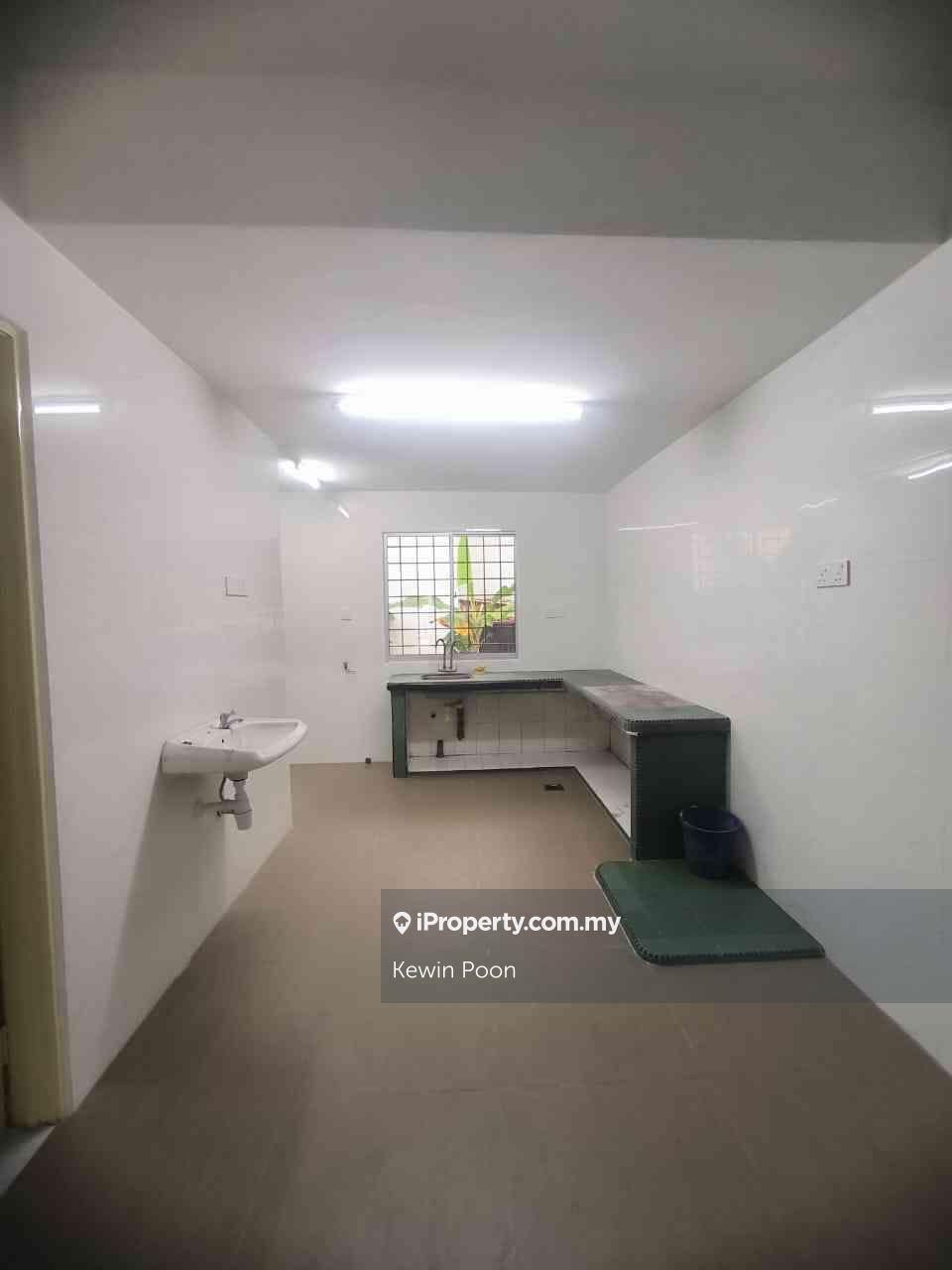 2-storey Terraced House for Sale in Bandar Country Homes, Rawang by Kewin Poon - iProperty.com.my