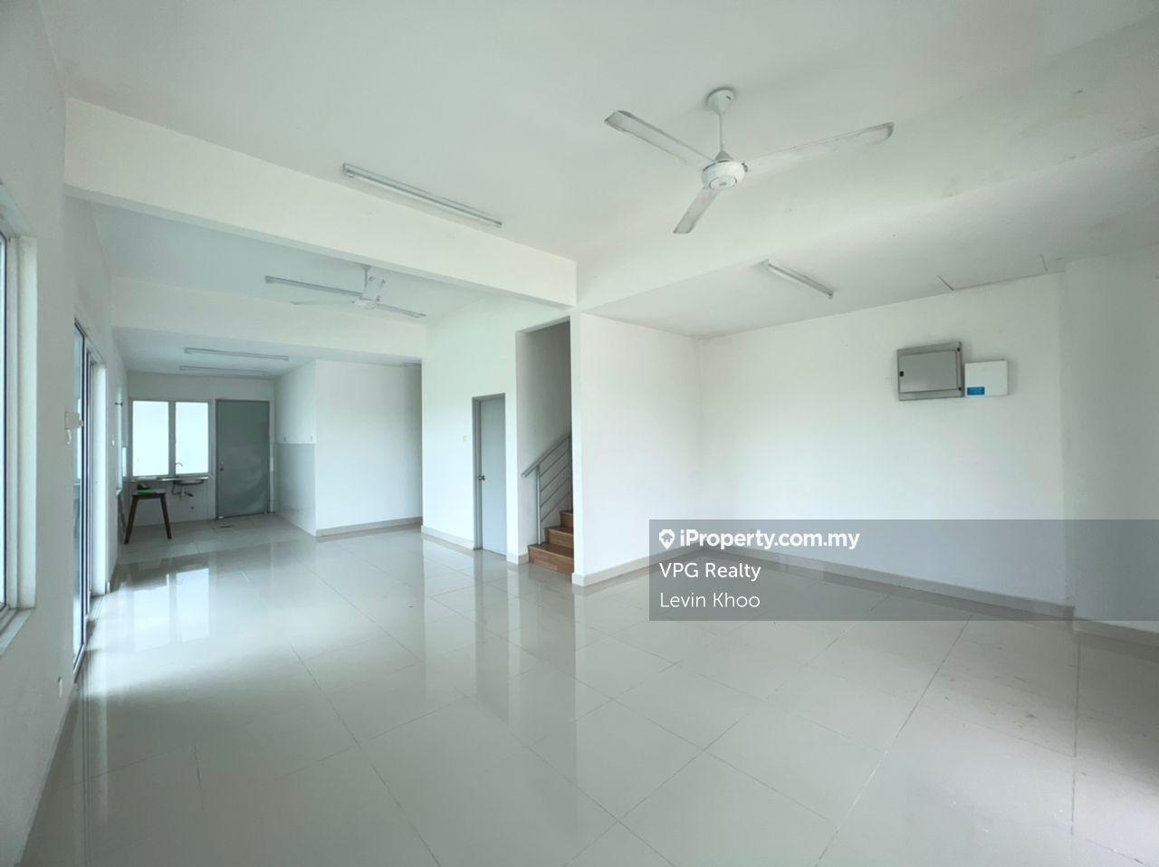 Rumah Berangkai 2.5 Tingkat untuk Dijual di (Big Corner) 2.5 Sty Bayu Legenda Anggun Rawang, Rawang oleh Levin Khoo - iProperty.com.my