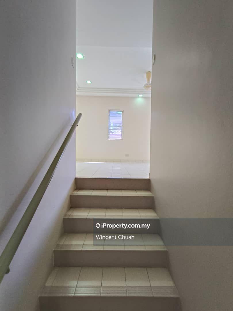 Townhouse for Sale in Taman Amansiara, Rawang by Wincent Chuah - iProperty.com.my
