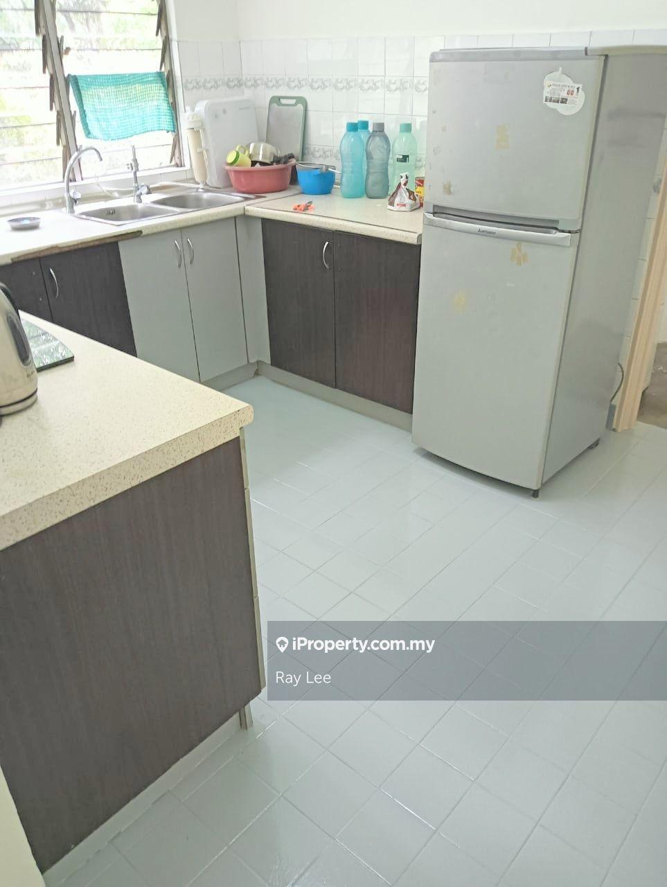 Pangsapuri untuk Dijual di Kesuma Apartment oleh Ray Lee - iProperty.com.my
