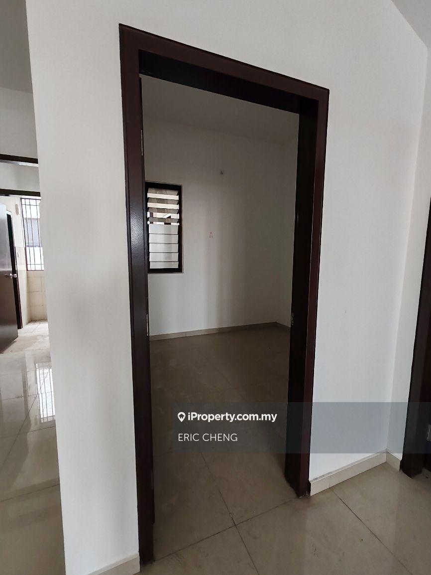 Rumah Berangkai 3 Tingkat untuk Dijual di Setia Utama, Setia Alam oleh ERIC CHENG - iProperty.com.my