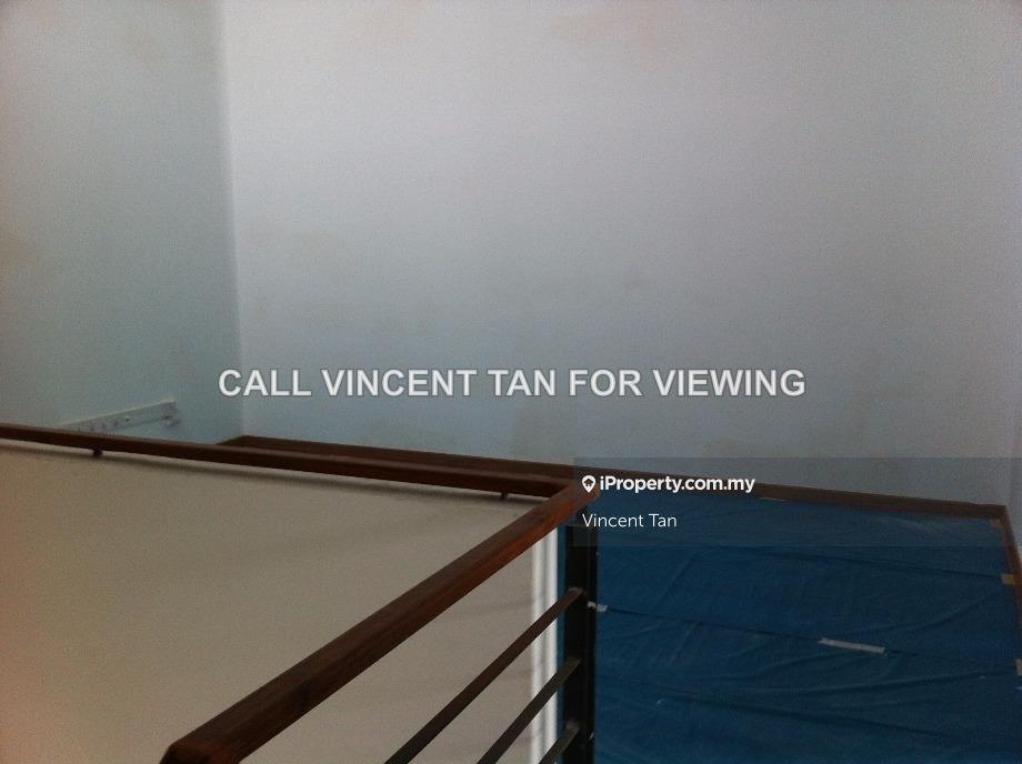 Rumah Berangkai 2 Tingkat untuk Dijual di ELMINA GARINIA CRESSIDA East Garden West Valley, Shah Alam oleh Vincent Tan - iProperty.com.my