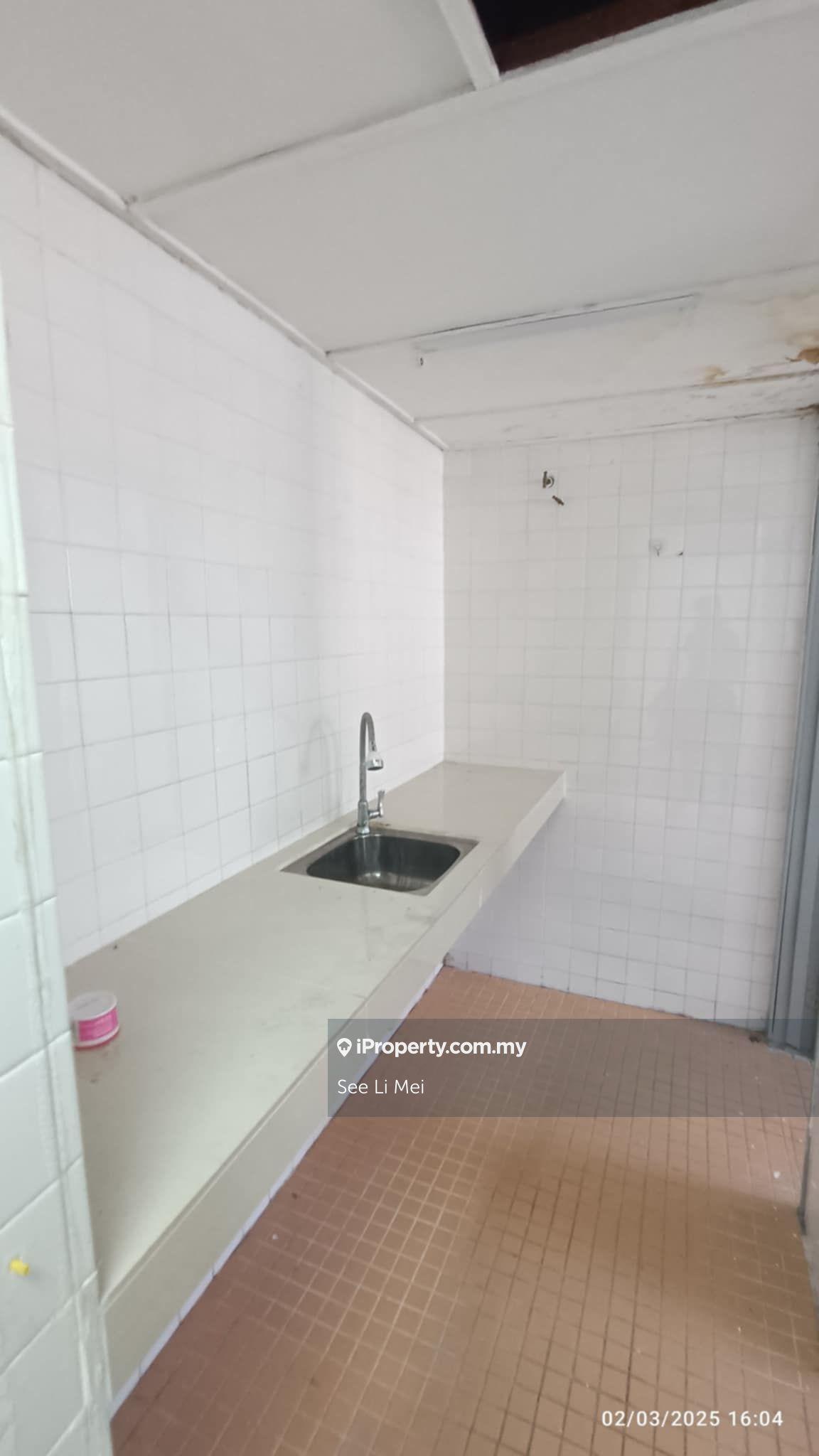 Pejabat untuk Disewa di Pusat Bandar Sri Gombak, Batu Caves oleh See Li Mei - iProperty.com.my