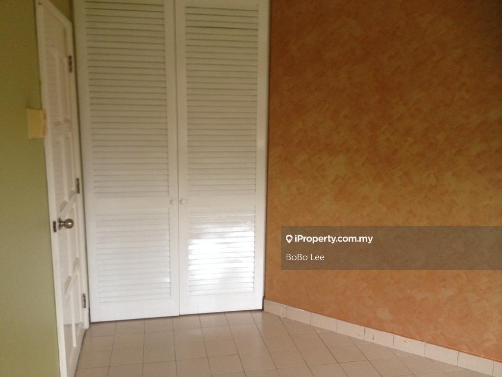 Bungalow House for Sale in Taman Overseas Union (Taman Oug), Jalan Klang Lama (Old Klang Road) by BoBo Lee - iProperty.com.my