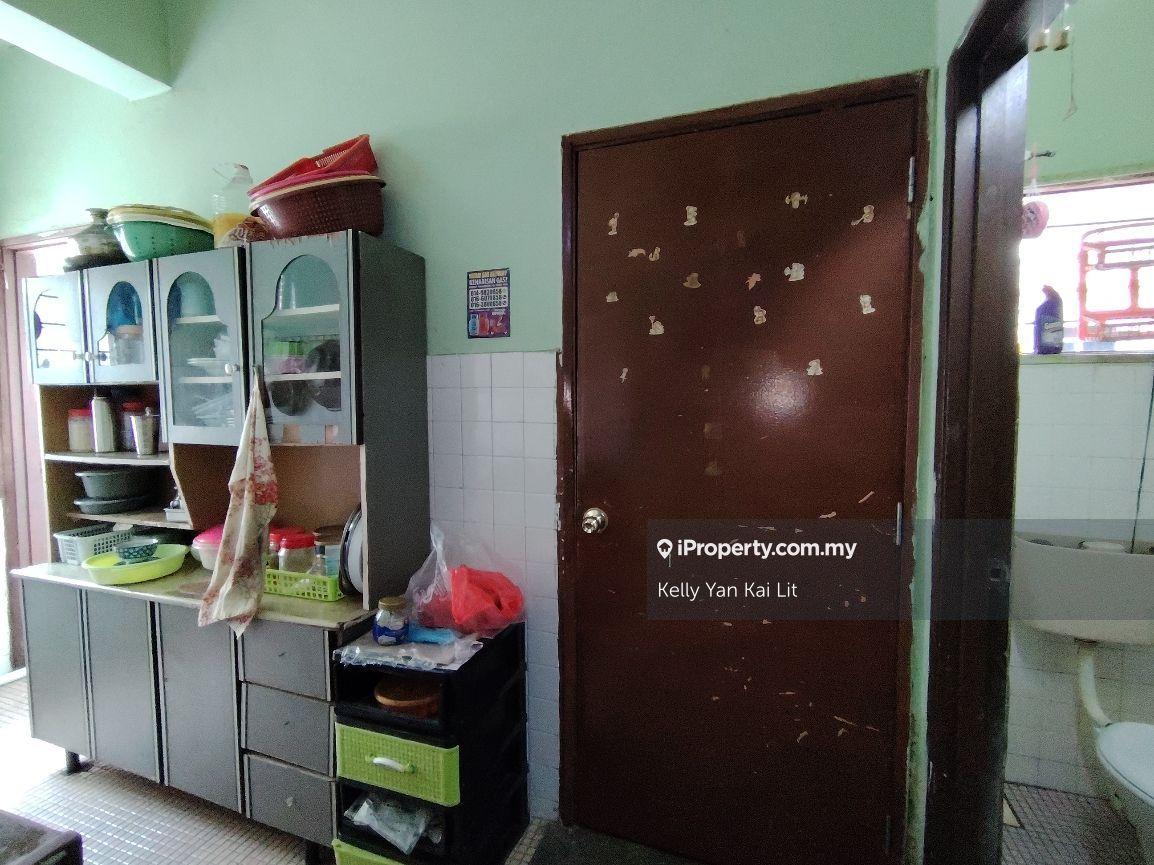 Shop-Office for Sale in Pandan Jaya, Ampang by Kelly Yan Kai Lit - iProperty.com.my