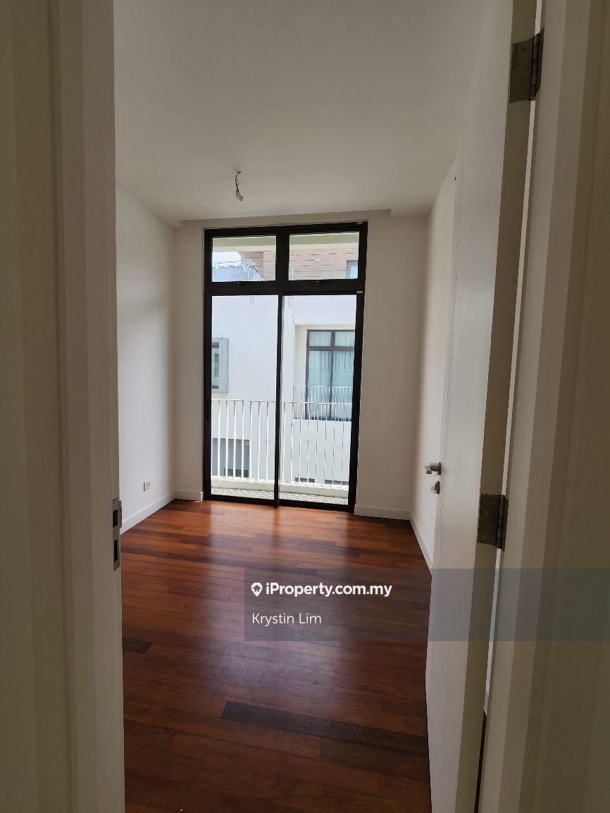 Bungalow House for Sale in Kota Kemuning, Shah Alam by Krystin Lim - iProperty.com.my