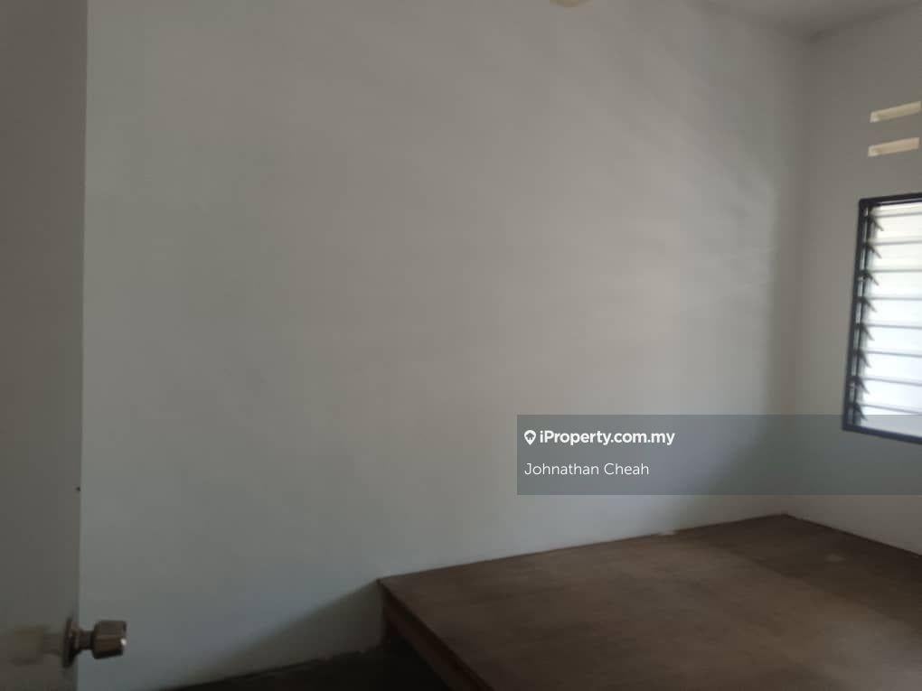 1-storey Terraced House for Sale in Taman Kaya, Changkat Jering by Johnathan Cheah - iProperty.com.my