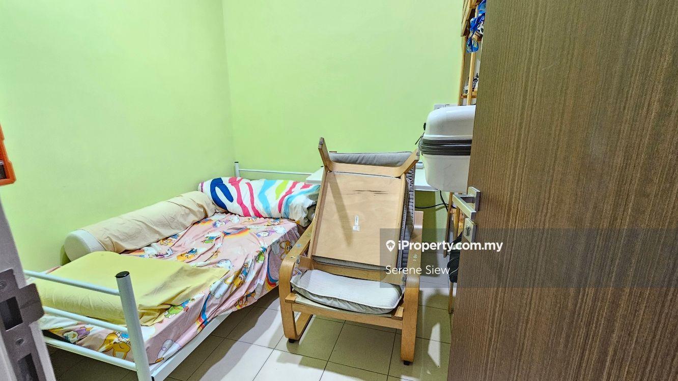 Rumah Berkembar untuk Dijual di Park Residence, Seri Kembangan oleh Serene Siew - iProperty.com.my