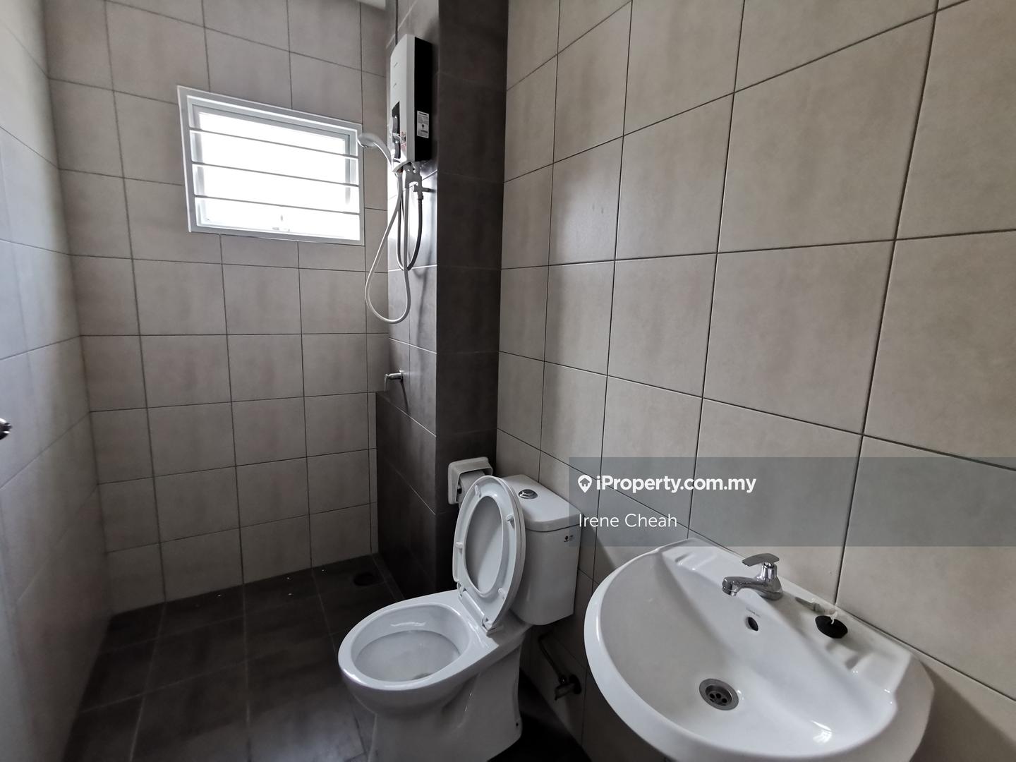 Rumah Berangkai 2 Tingkat untuk Dijual di Bandar Rimbayu, Telok Panglima Garang oleh Irene Cheah - iProperty.com.my