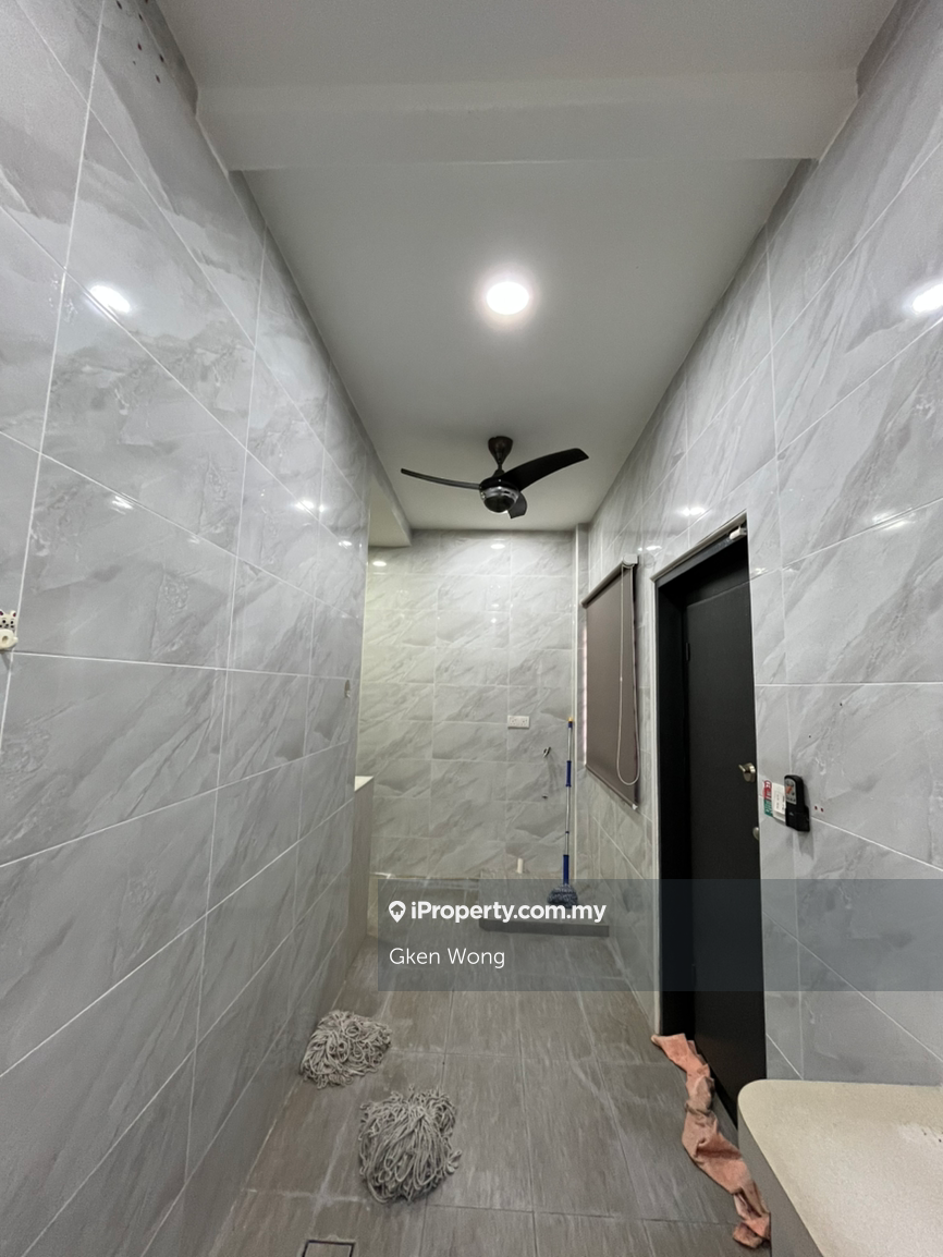 Rumah Teres untuk Dijual di gh9xv, Shah Alam oleh Gken Wong - iProperty.com.my