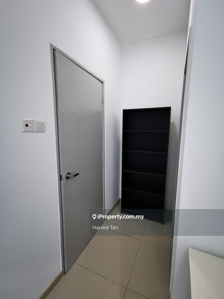 Service Residence for Rent in Centrestage Designer Suite by Harred Tan - iProperty.com.my
