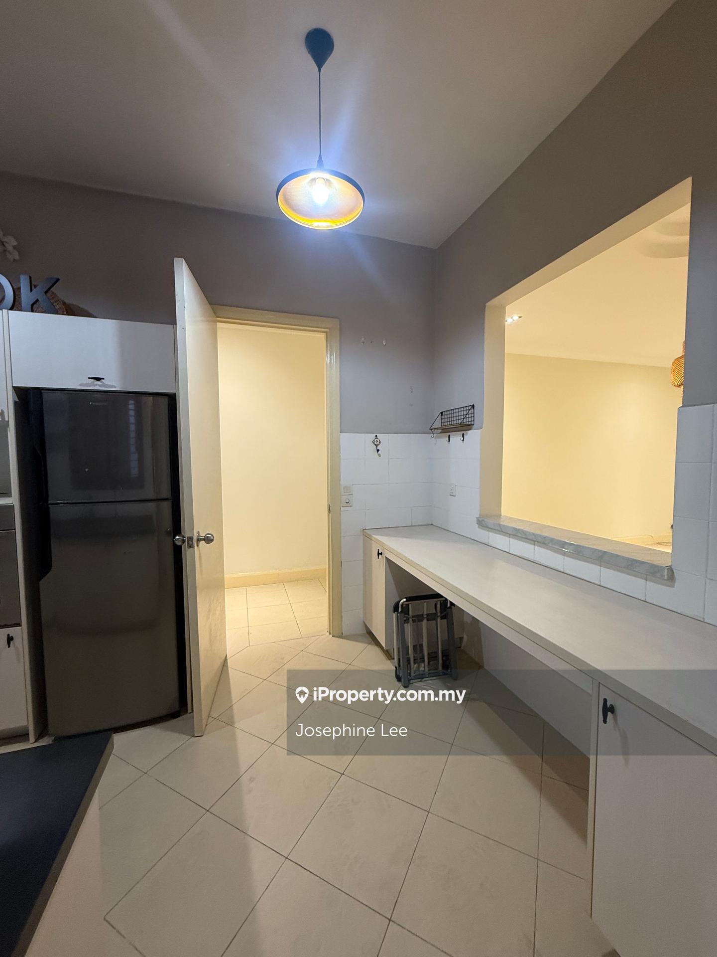 Kondominium untuk Disewa di Surian Condominium oleh Josephine Lee - iProperty.com.my